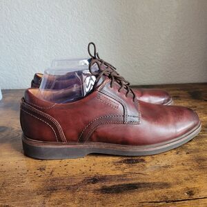 Clarks Malwood Lace Mens Size 8.5 Brown Red Leather Oxford Dress Shoes Preppy